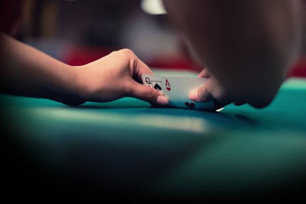 Explore Premium Dealer Games through the best online casino sites Singapore